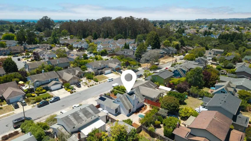 3325 Axford Road, Santa Cruz, California 95062