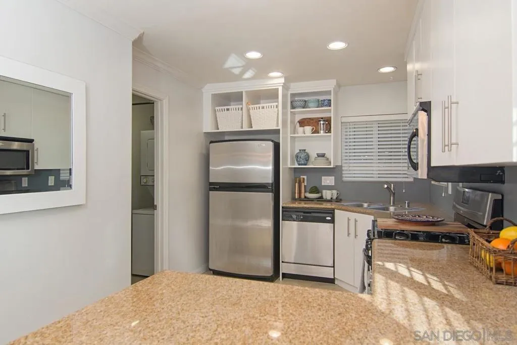 2913 A, San Diego, California 92102 — photo 4