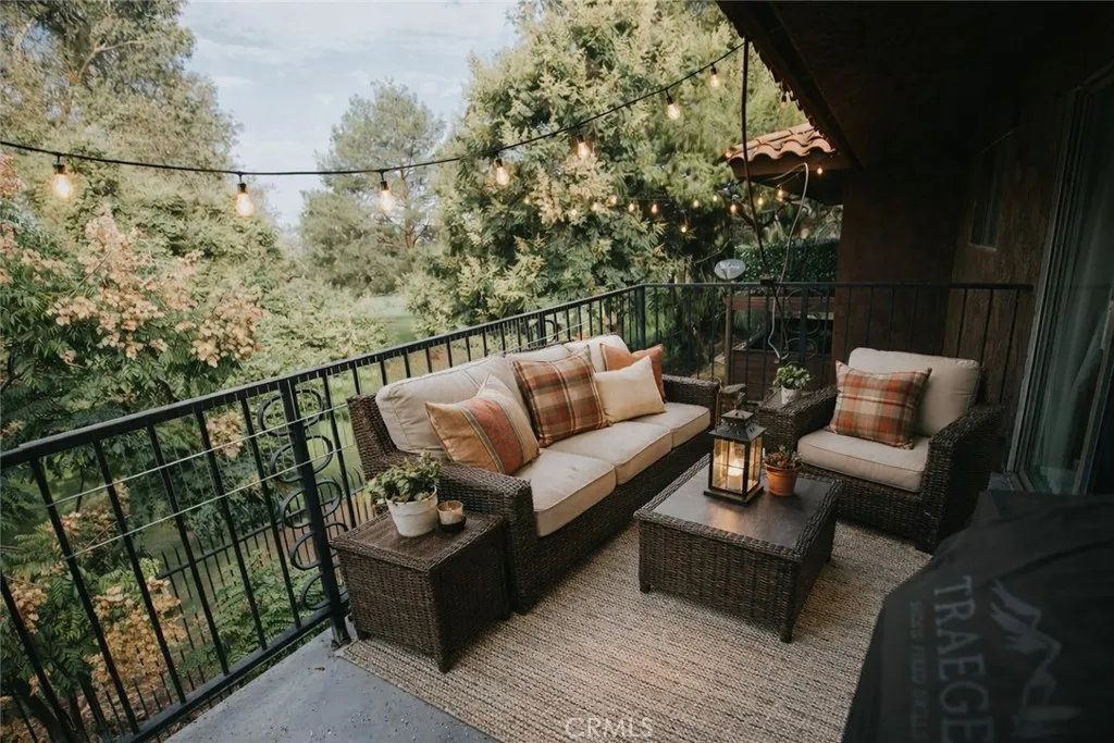 patio - virtual staging