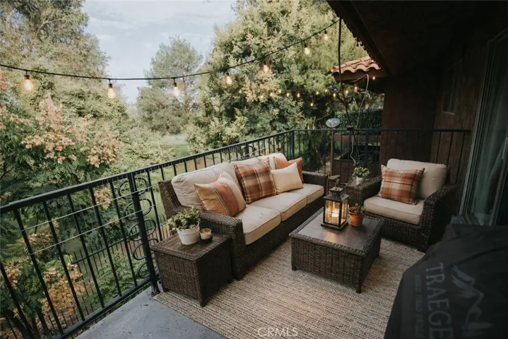patio - virtual staging