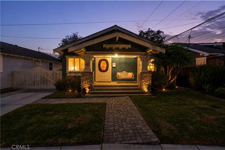 417 Orizaba, Long Beach, California 90814