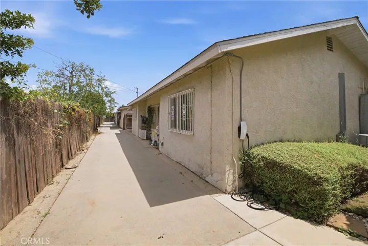 156 E 49th, Long Beach, California 90805