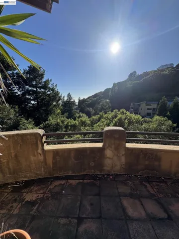 1302 Westview Dr, Berkeley, California 94705