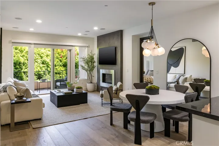 1318 Roxbury S 210, Los Angeles, California 90035