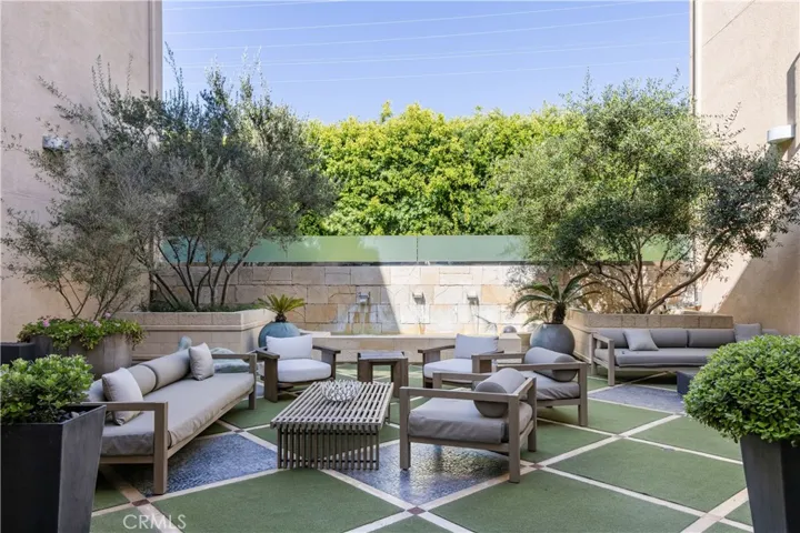 1318 Roxbury S 210, Los Angeles, California 90035
