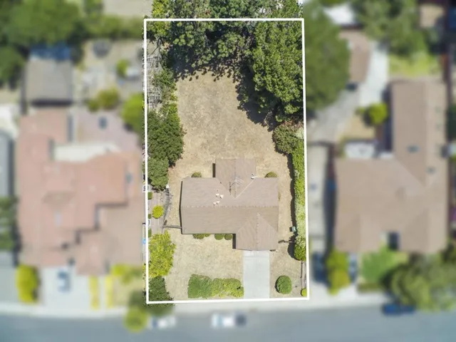 20860 Garden Gate Drive, Cupertino, California 95014