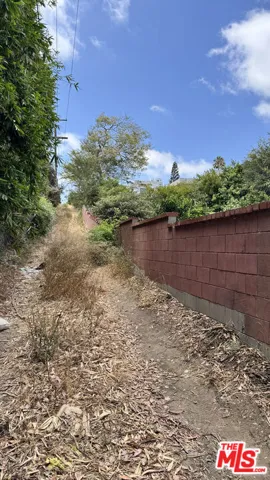Abandon Alley behind, to the s
