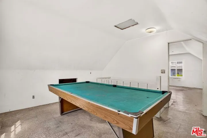 Attic room 2 in garage