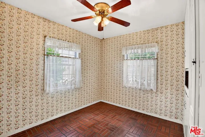 3701 Inglewood Boulevard, Los Angeles, California 90066
