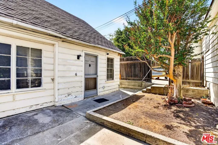 Garage with attached bonus are