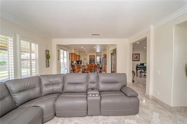 5963 Pinegrove, Eastvale, California 92880