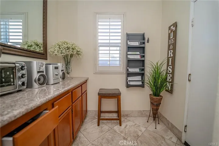 5963 Pinegrove, Eastvale, California 92880