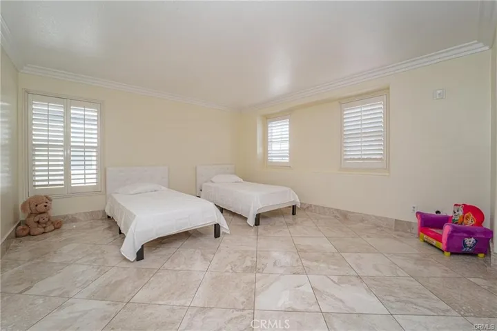 5963 Pinegrove, Eastvale, California 92880