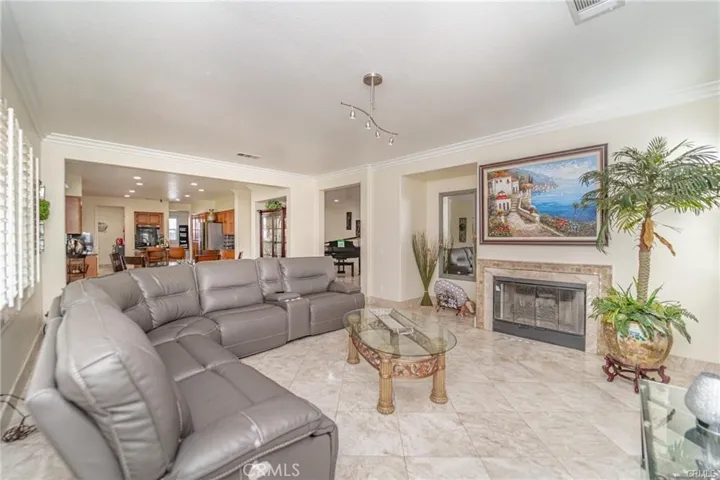 5963 Pinegrove, Eastvale, California 92880