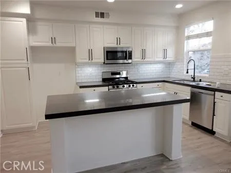 77 Koehler, Buena Park, California 90621