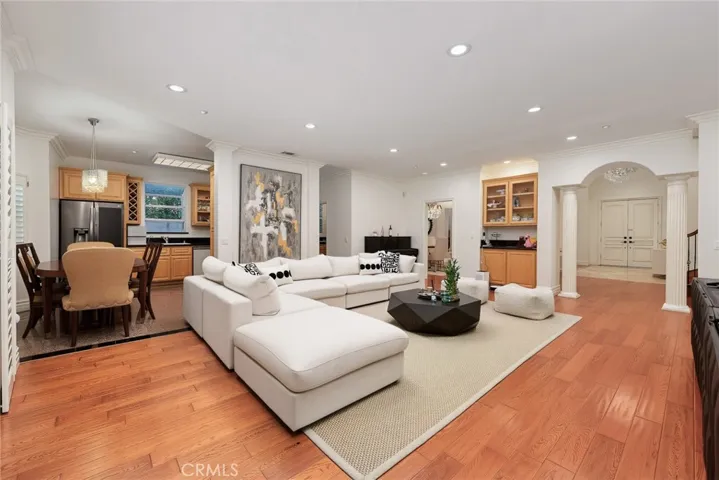 43 W Naomi Avenue, Arcadia, California 91007