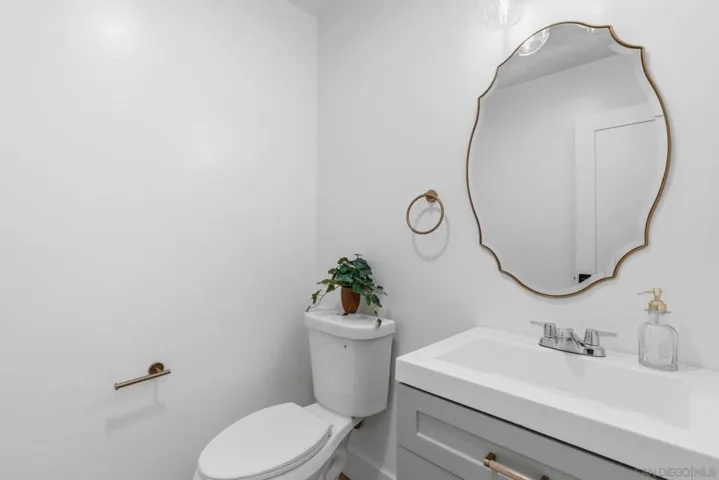 Powder Room downstairs - convenient and perfect size.