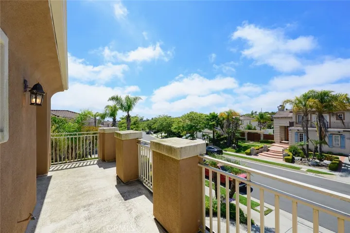 30 Sail View, Rancho Palos Verdes, California 90275