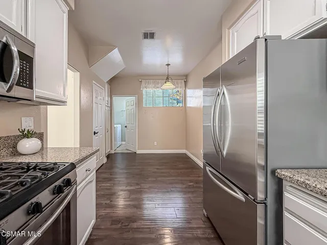 cKitchen and Laundry6