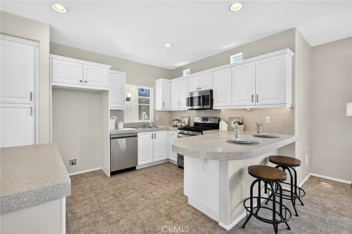 6 Madagascar, Irvine, California 92618