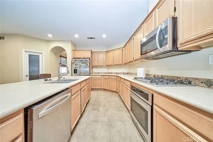 1172 Sandy Nook, San Jacinto, California 92582