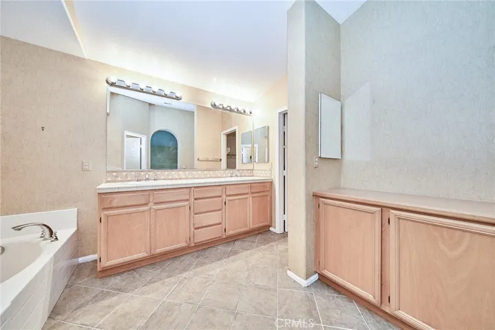 1172 Sandy Nook, San Jacinto, California 92582