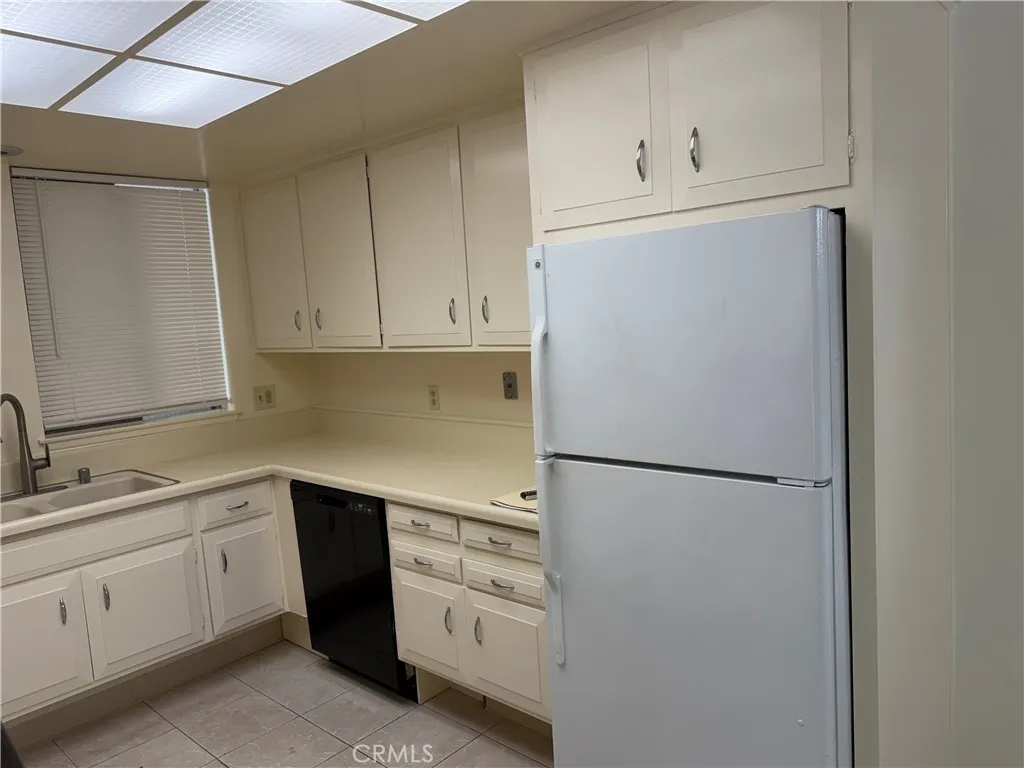 163 Avenida Majorca B, Laguna Woods, California 92637 — photo 4