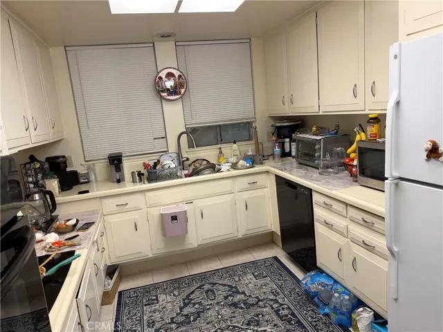 163 Avenida Majorca B, Laguna Woods, California 92637