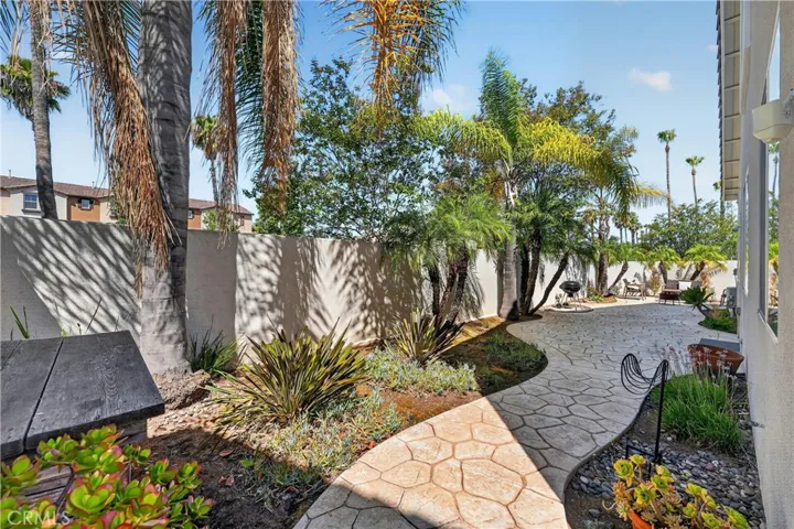 21 Calle Del Mar, Rancho Santa Margarita, California 92688