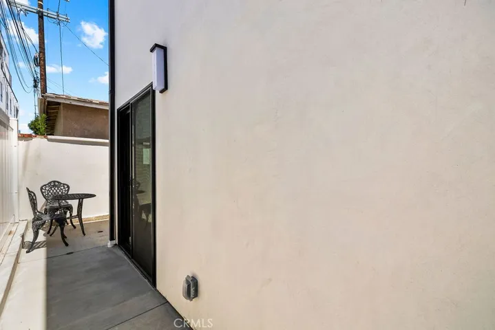 2621 2623 S Bentley Avenue, Los Angeles, California 90064