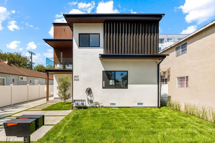 2621 2623 S Bentley Avenue, Los Angeles, California 90064
