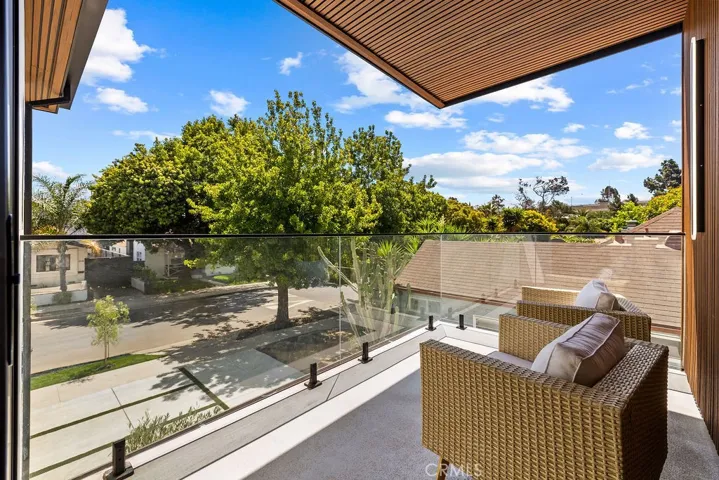 2621 2623 S Bentley Avenue, Los Angeles, California 90064