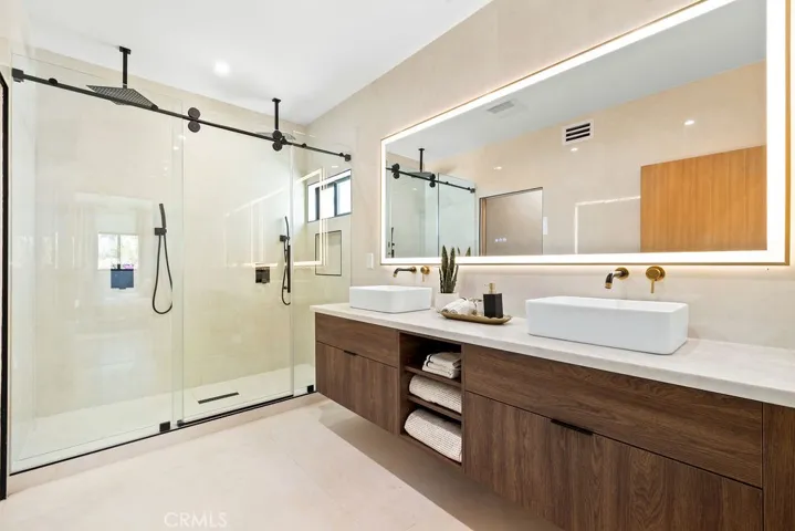 2621 2623 S Bentley Avenue, Los Angeles, California 90064