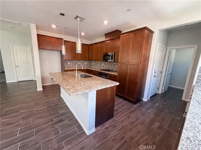8667 Autumn Path, Chino, California 91708