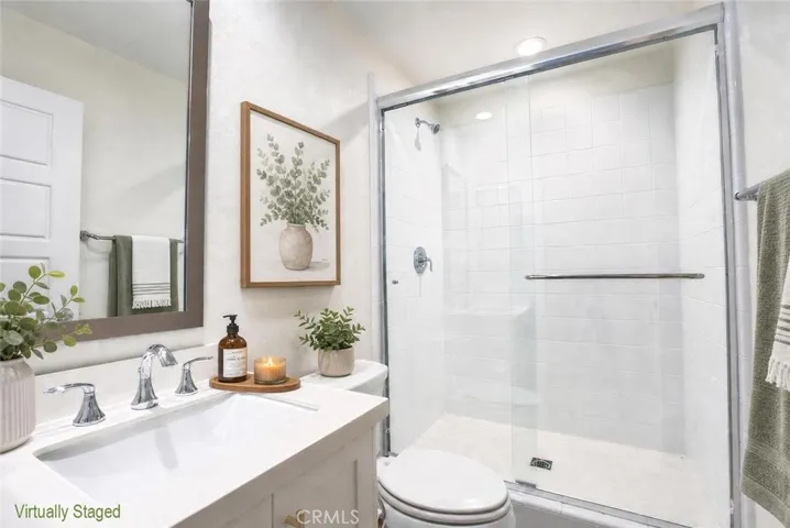 67 Eclipse, Lake Forest, California 92630