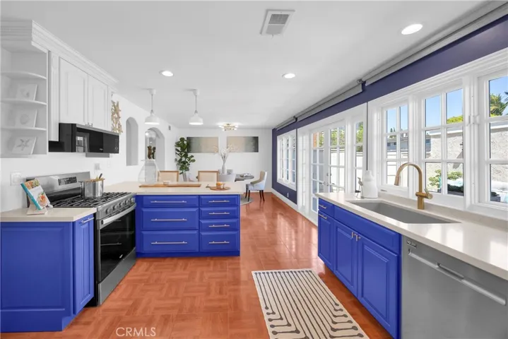 5191 Victoria, Westminster, California 92683