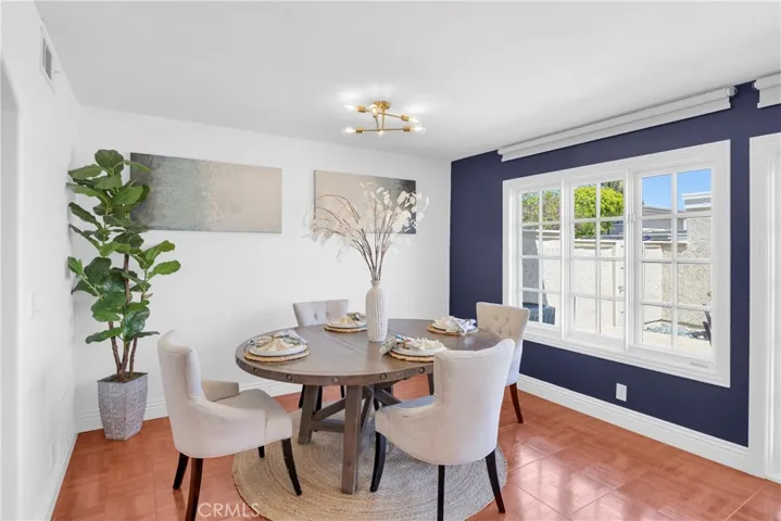 5191 Victoria, Westminster, California 92683