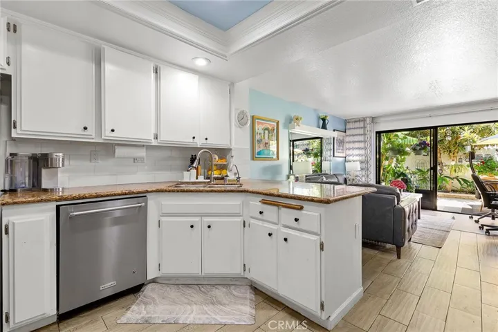 8603 Shadow Lane Lane, Fountain Valley, California 92708
