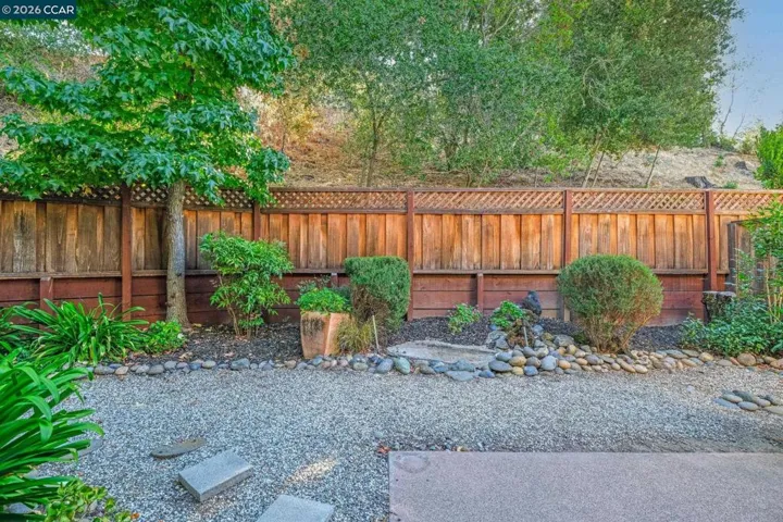 651 Moraga Rd 13, Moraga, California 94556