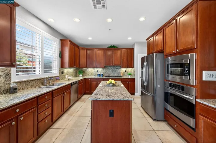 6 Tullach Pl, Hayward, California 94542