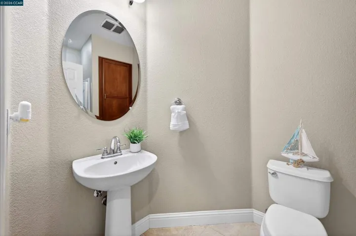 6 Tullach Pl, Hayward, California 94542