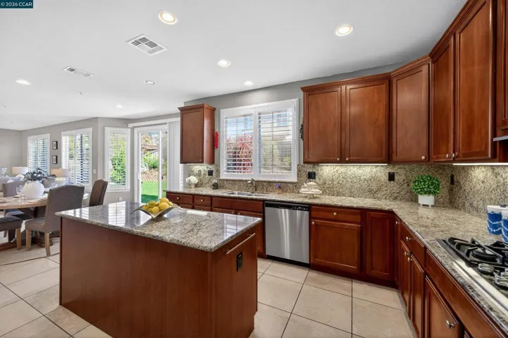 6 Tullach Pl, Hayward, California 94542