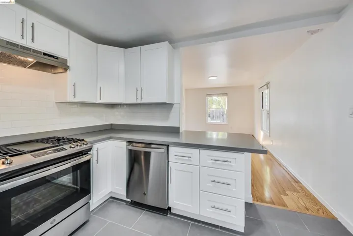 1207 University Ave, Berkeley, California 94702