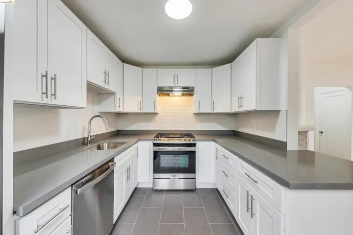 1207 University Ave, Berkeley, California 94702