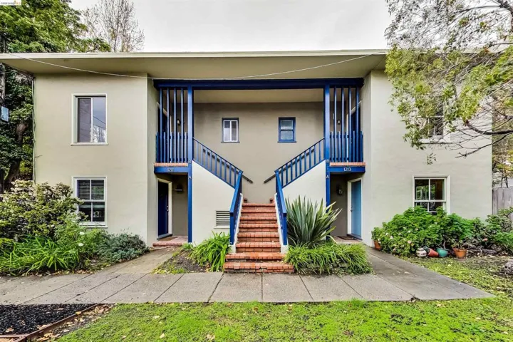 1207 University Ave, Berkeley, California 94702
