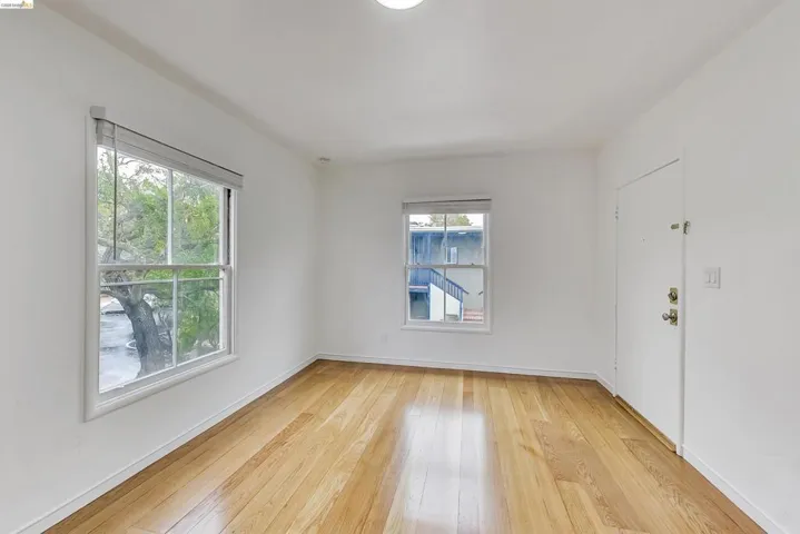 1207 University Ave, Berkeley, California 94702