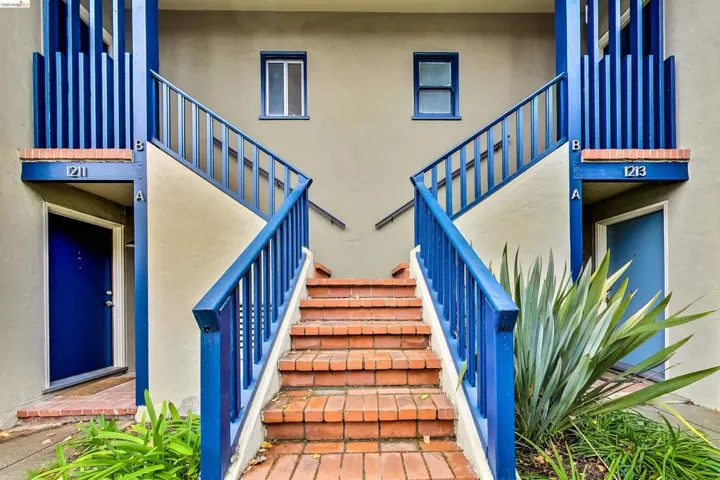 1207 University Ave, Berkeley, California 94702