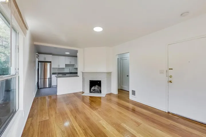 1207 University Ave, Berkeley, California 94702