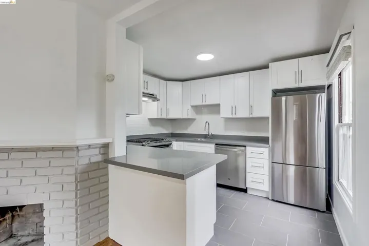 1207 University Ave, Berkeley, California 94702