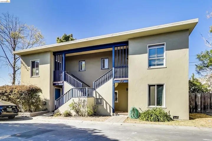 1207 University Ave, Berkeley, California 94702